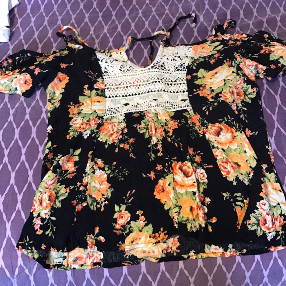 3for1 shoulderless tops